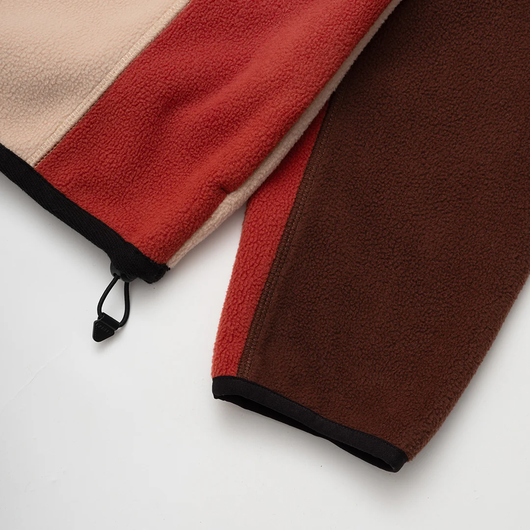 Apex Fleece Haze - Image 5