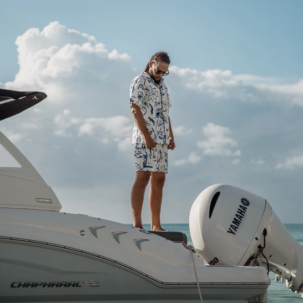 Tidal Shorts White/Cobalt - Image 3